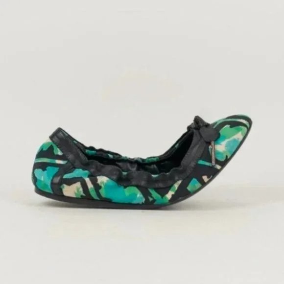 Burberry Green and Black Printed Ballet Flats - Picture 1 of 5